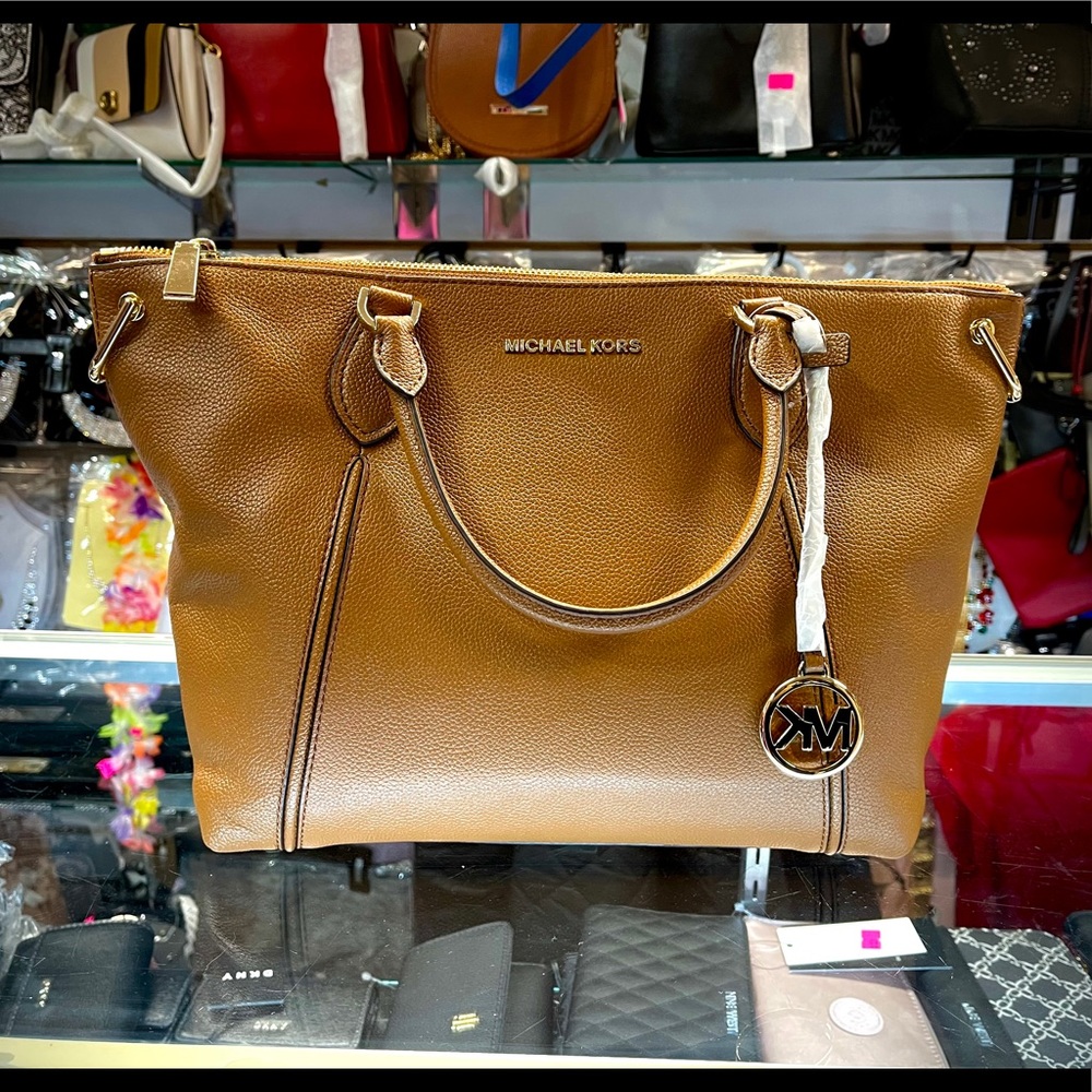 Michael Kors Handbag . Brand New!
